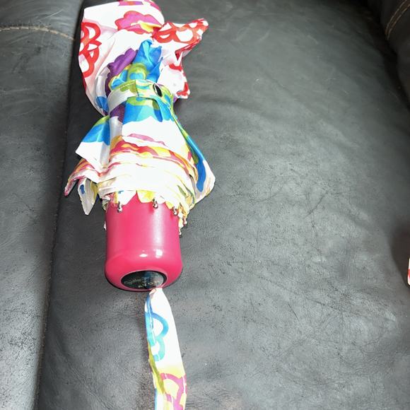 Flowers Cynthia Raleigh fold up umbrella - Picture 4 of 9